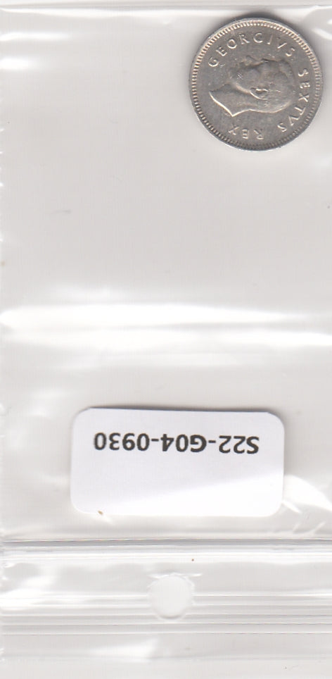 S22-G04-0930 South Africa 3 pence 1953   UNC KM47 zilver